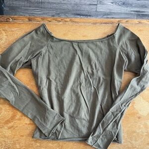 Brandy Melville Bonnie Long Sleeve